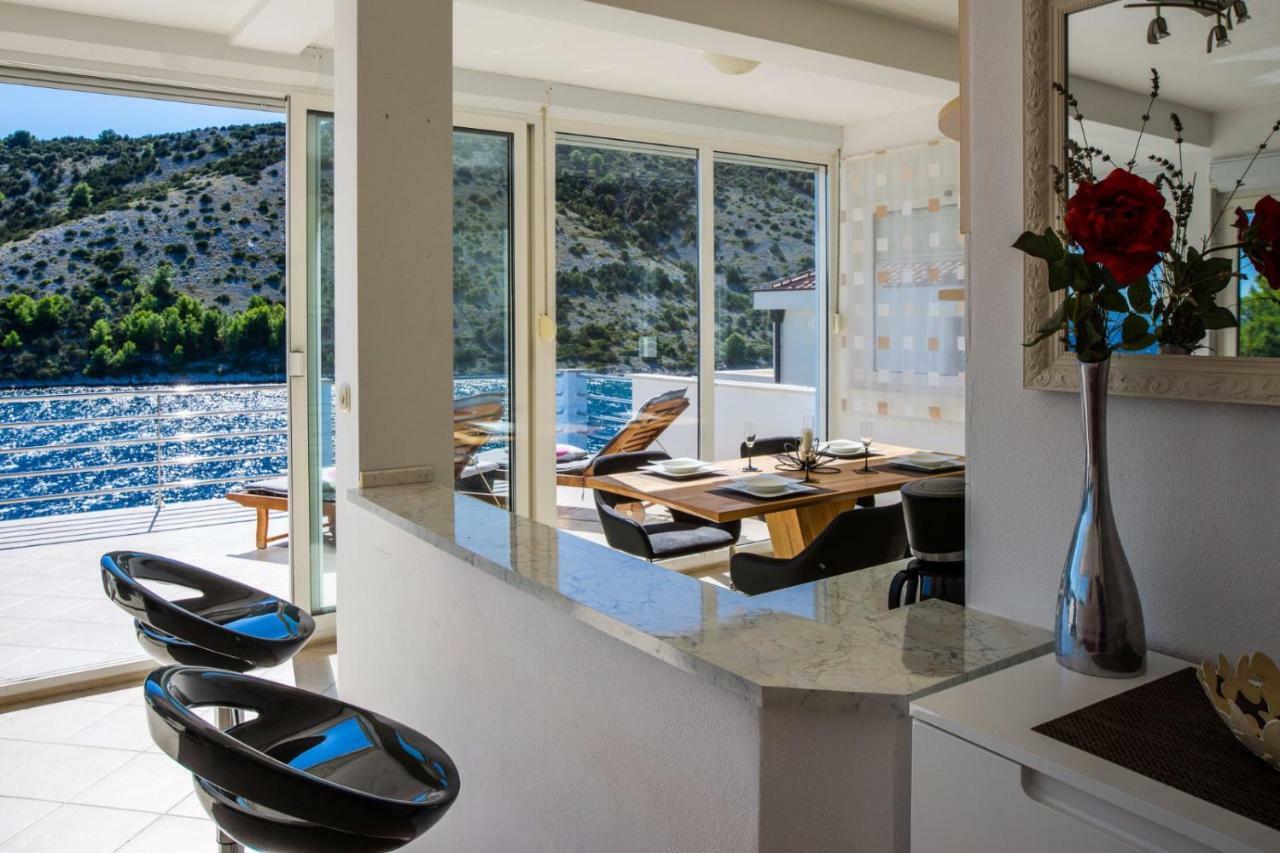 Apartments "Villa Antea" Vinišće Exteriér fotografie