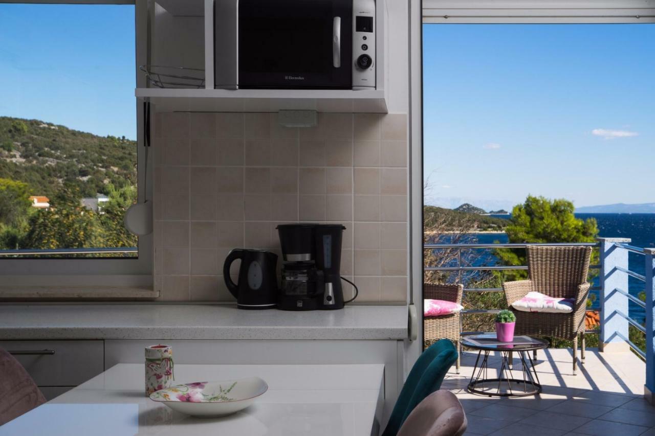 Apartments "Villa Antea" Vinišće Exteriér fotografie