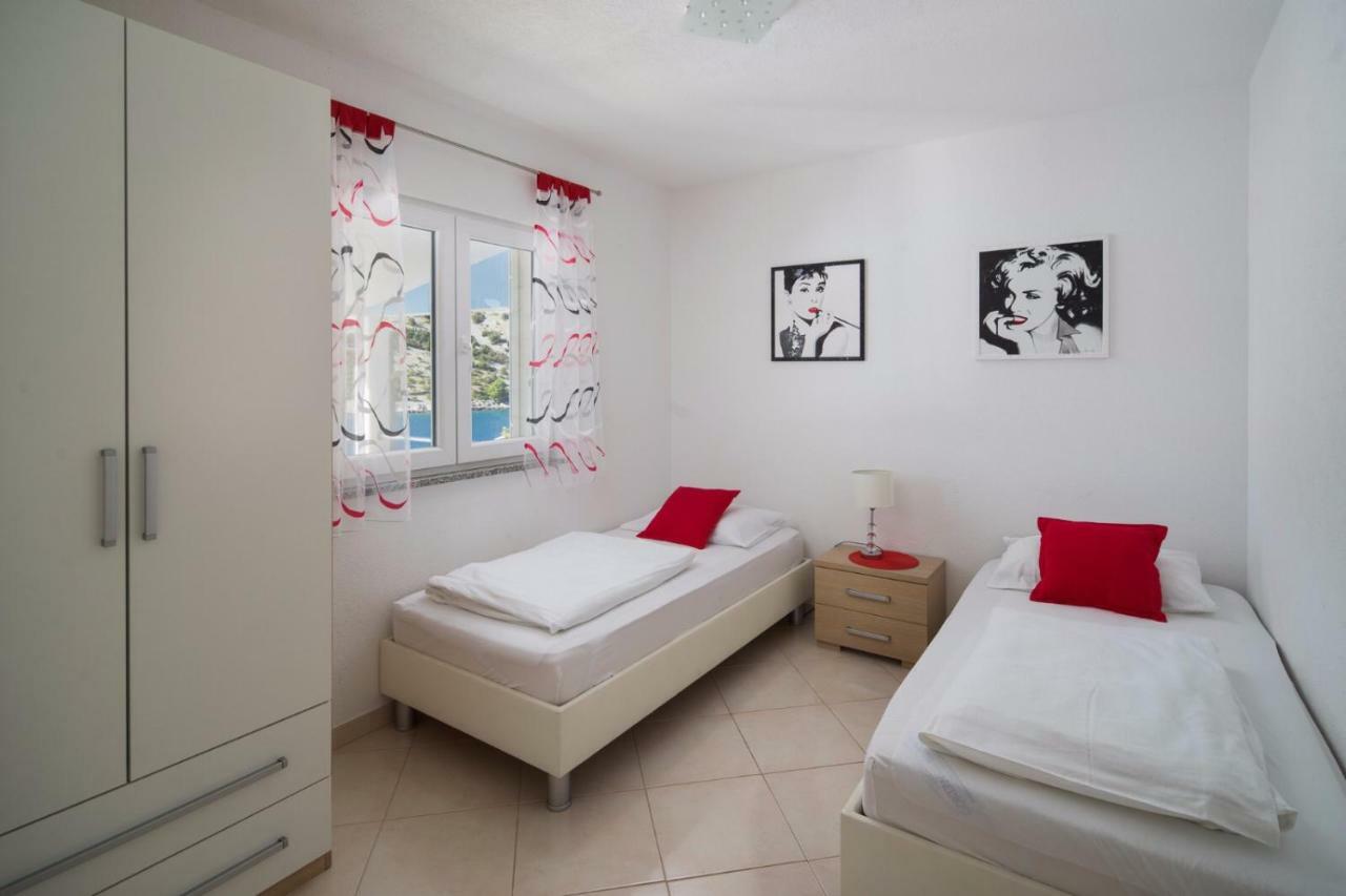Apartments "Villa Antea" Vinišće Exteriér fotografie