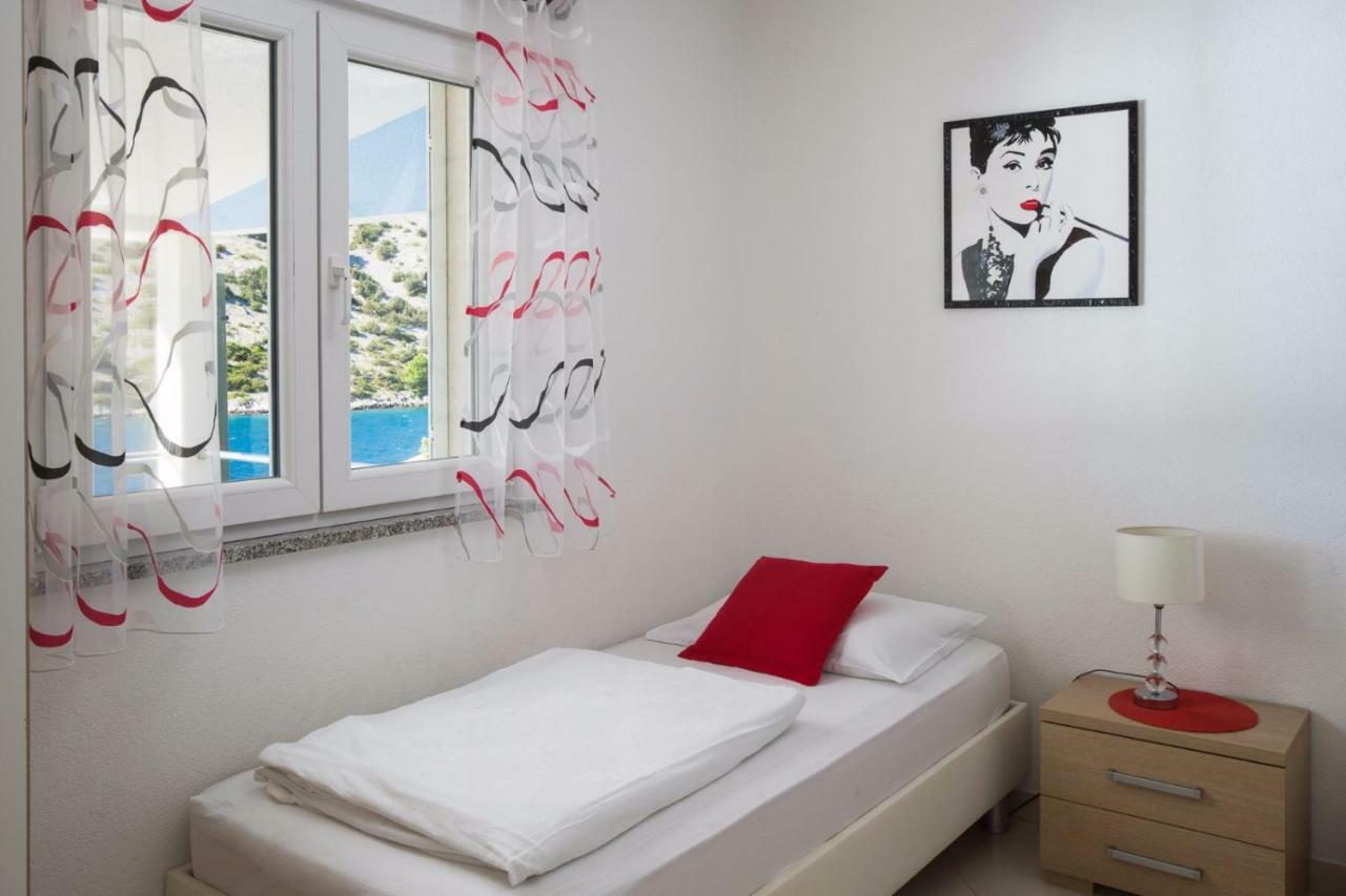 Apartments "Villa Antea" Vinišće Exteriér fotografie