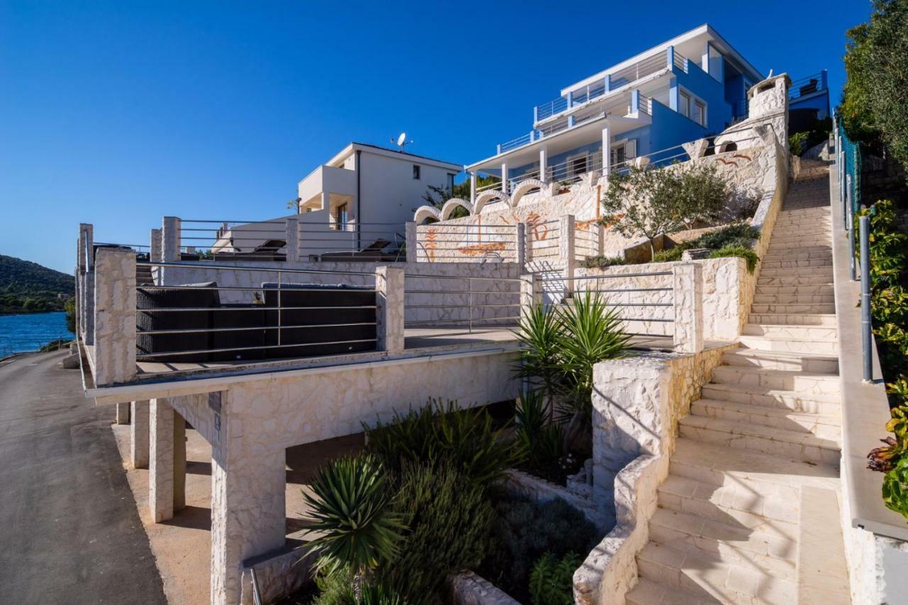 Apartments "Villa Antea" Vinišće Exteriér fotografie