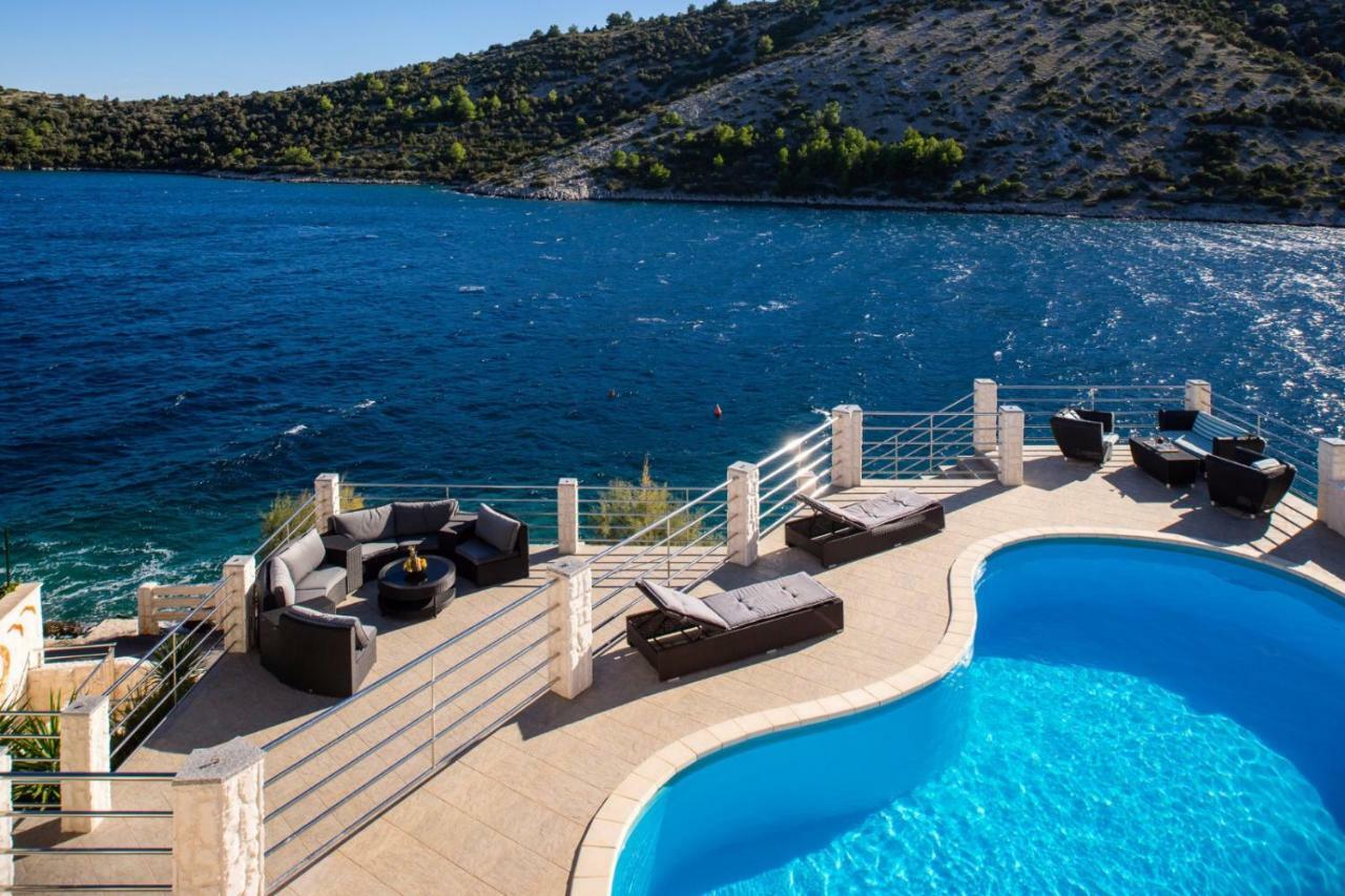 Apartments "Villa Antea" Vinišće Exteriér fotografie